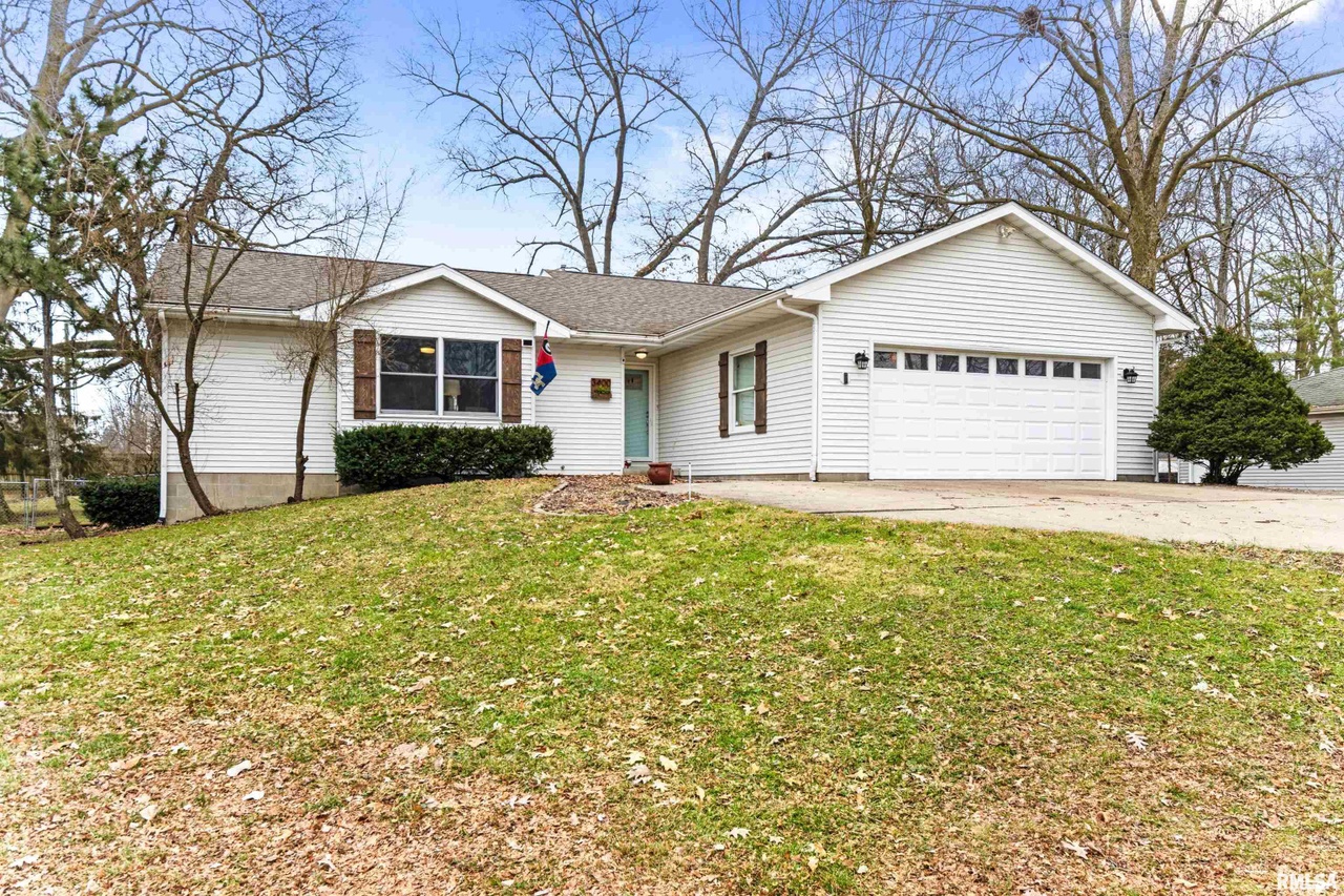 3400 Bloomington Rd, East Peoria, IL 61611 MLS PA1248180 Redfin