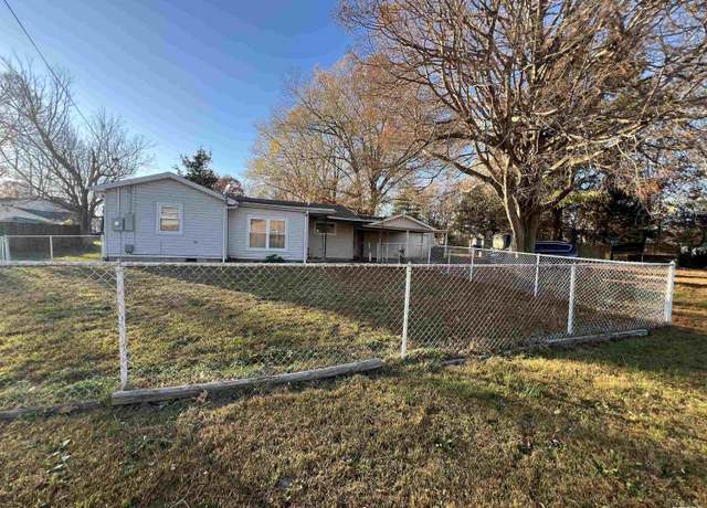 Property at 202 S Elm St, Cambria, IL 62915, 2 beds, 1 bath