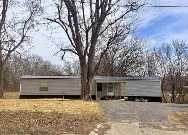 Property at 615 Liberty Rd, Harrisburg, IL 62946, 3 beds, 2 baths