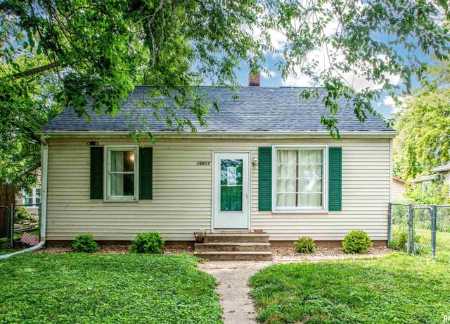 Property at 10613 N State St, Mossville, IL 61552, 3 beds, 1 bath