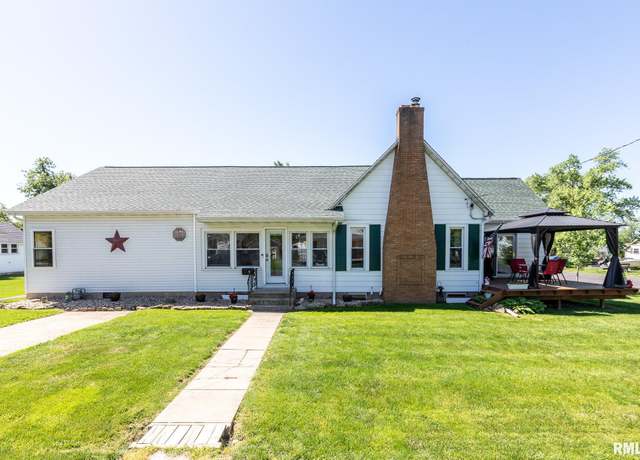 Property at 113 W Essex St, Glasford, IL 61533, 4 beds, 2 baths