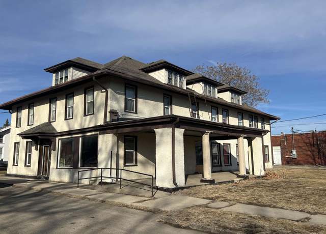 Property at 201 11th Ave, Fulton, IL 61252, 5 beds, 4 baths