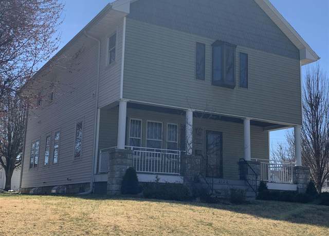 Property at 2122 Jefferson St, Quincy, IL 62301, 5 beds, 2 baths