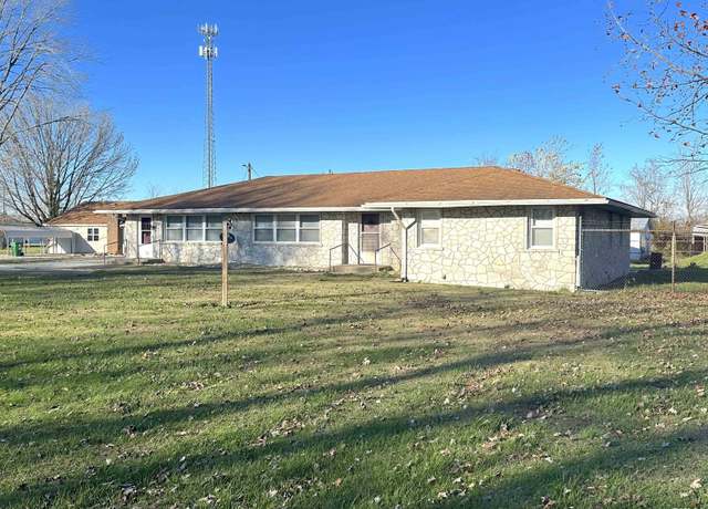 Property at 205 Kimmel Bridge Rd, Murphysboro, IL 62966, 3 beds, 2 baths