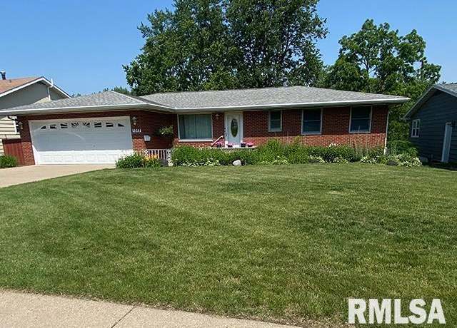 Property at 1517 W Teton Dr, Peoria, IL 61614, 3 beds, 2 baths