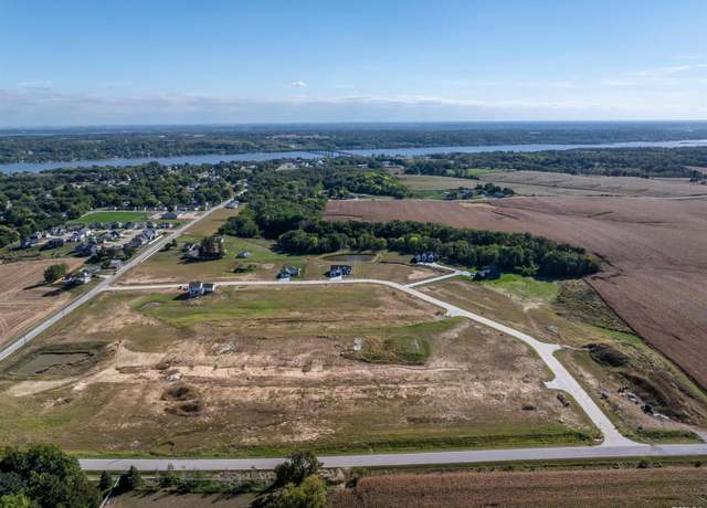 Property at Lot 4 N 15th St, Le Claire, IA 52753