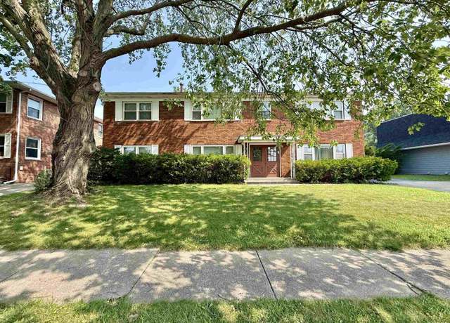 Property at 533 30th Ave, Moline, IL 61265, 4 beds, 4 baths