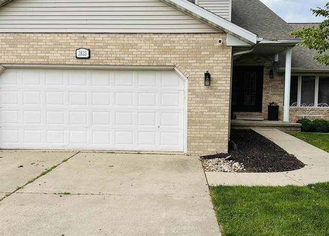 Property at 2823 Dryden Dr, Springfield, IL 62711, 3 beds, 2.5 baths