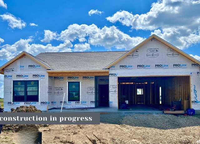 Property at 1832 Redbud Cir, Eldridge, IA 52748, 3 beds, 2 baths