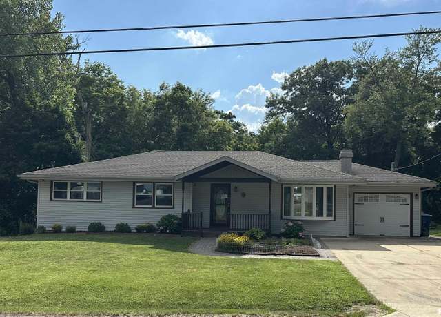 Property at 229 Cherry Ln, Washington, IL 61571, 5 beds, 2 baths