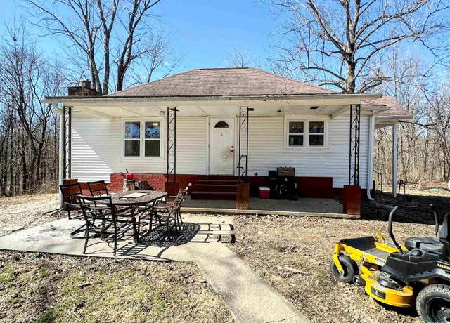 Property at 875 Jim Town Loop, Anna, IL 62906, 2 beds, 1 bath