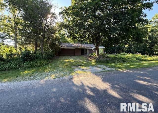 Property at 10030 N Garden Ln, Peoria, IL 61615, 4 beds, 4 baths