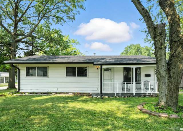 Property at 907 35th Ave, East Moline, IL 61244, 3 beds, 1 bath
