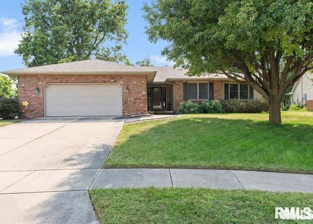 Property at 136 Lilac Ln, Chatham, IL 62629, 3 beds, 3.5 baths