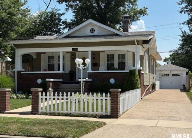 Property at 2139 Herbert St, Murphysboro, IL 62966, 2 beds, 1 bath
