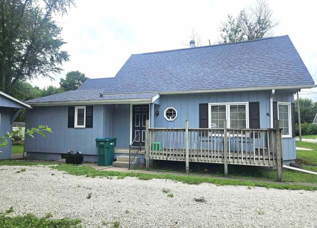 Property at 52 W Losey St, Galesburg, IL 61401, 2 beds, 1 bath