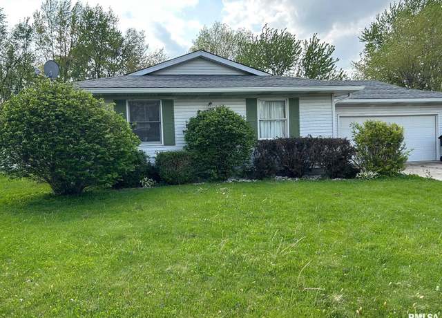 Property at 615 Henrietta St, Divernon, IL 62530, 4 beds, 2 baths