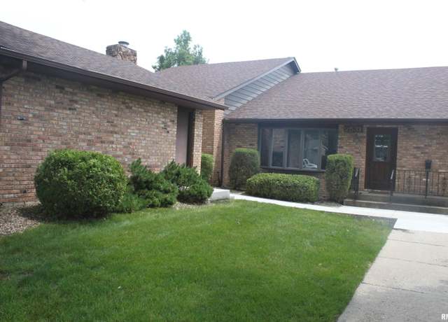 Property at 2531 E 51st St Unit 202B, Davenport, IA 52807, 2 beds, 2 baths