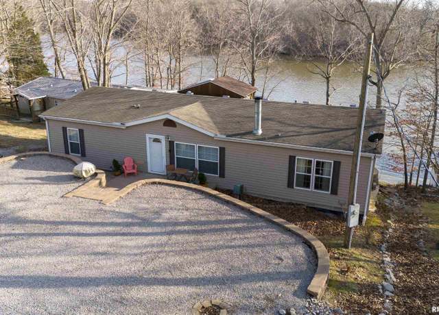 Property at 2360 Egyptian Hills Dr, Creal Springs, IL 62922, 3 beds, 2 baths