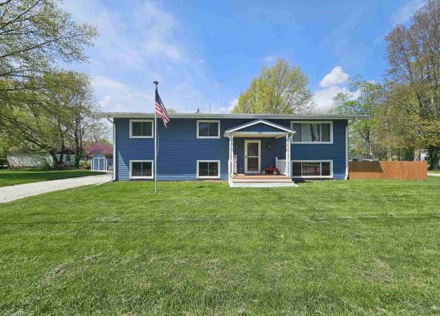 Property at 203 N Ewing St, Tallula, IL 62688, 4 beds, 2 baths