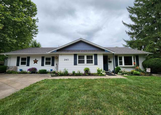Property at 240 White Ave, Lincoln, IL 62656, 4 beds, 2.5 baths