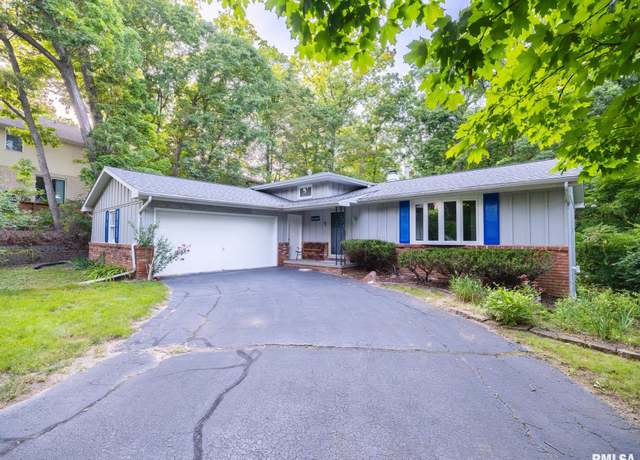 Property at 921 W Wonderview Dr, Dunlap, IL 61525, 4 beds, 2 baths