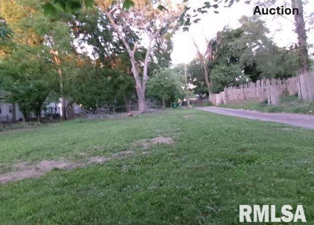 Property at 1912 N Indiana Ave, Peoria, IL 61603