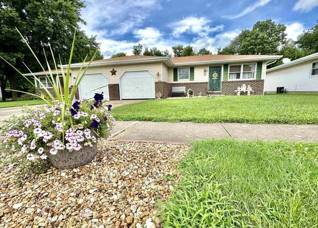 Property at 12B Gettysburg Dr, Jacksonville, IL 62650, 2 beds, 1 bath