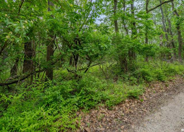Property at N Stewart St, Creve Coeur, IL 61610