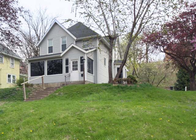 Property at 817 Marquette St, Davenport, IA 52802, 4 beds, 2 baths