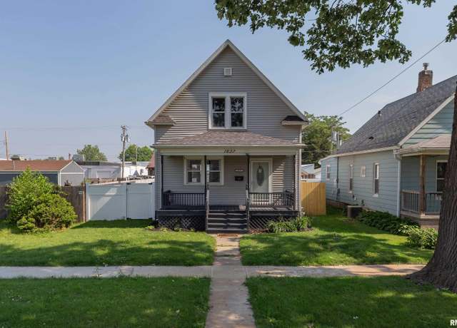 Property at 1637 24th Ave, Moline, IL 61265, 2 beds, 1.5 baths