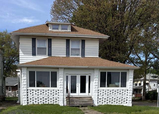Property at 1225 E Converse Ave, Springfield, IL 62702, 3 beds, 2 baths