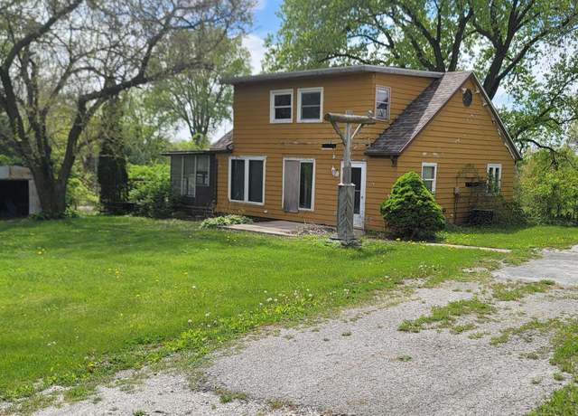 Property at 11115 145th St, Davenport, IA 52804-9548, 3 beds, 1 bath
