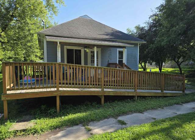 Property at 311 W Main St, London Mills, IL 61544, 2 beds, 1 bath