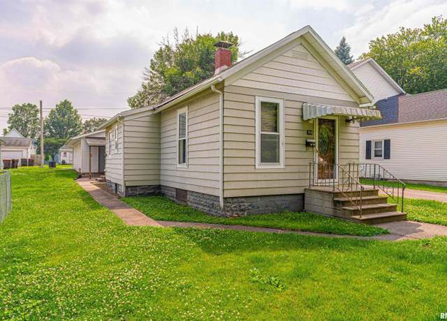Property at 709 Decatur St, Lincoln, IL 62656, 1 bed, 1 bath