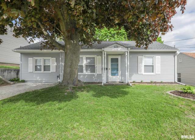 Property at 609 23rd St, Bettendorf, IA 52722, 3 beds, 1 bath