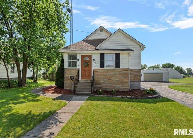 Property at 539 N Webster Ave, Jacksonville, IL 62650, 2 beds, 1.5 baths