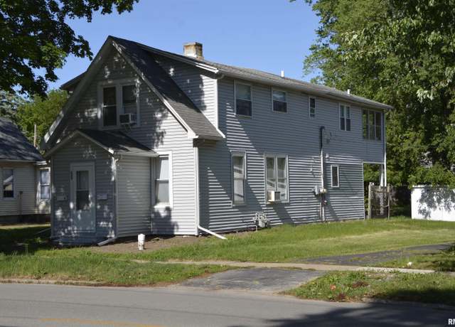 Property at 309 S Dudley St, Macomb, IL 61455, 3 beds, 2 baths