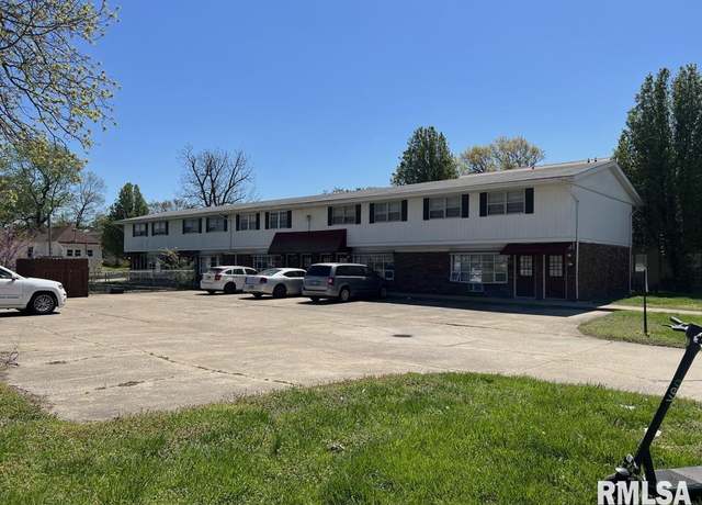 Property at 505 S Poplar St, Carbondale, IL 62901, 5 beds, 4 baths
