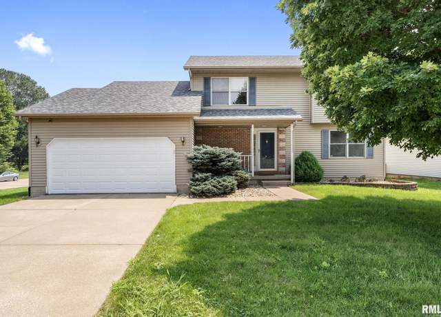 Property at 3101 Fieldcrest Dr, Davenport, IA 52806, 4 beds, 2.5 baths
