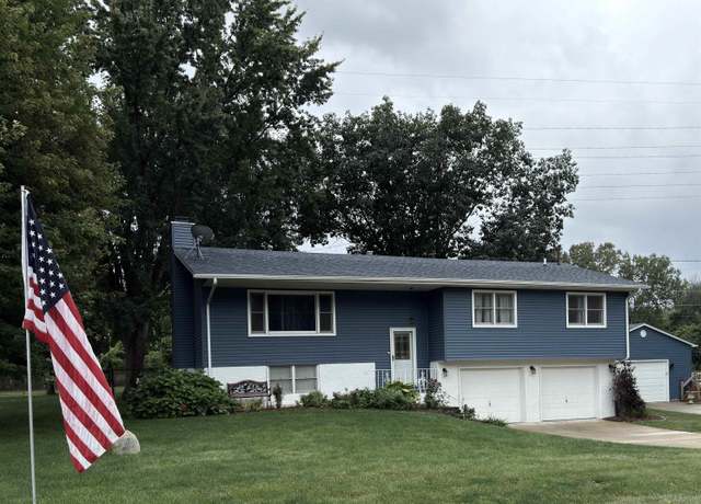 Property at 139 Wisteria Ln, Riverdale, IA 52722, 4 beds, 2 baths