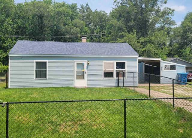 Property at 17013 N 10th Ave, East Moline, IL 61244, 2 beds, 1 bath