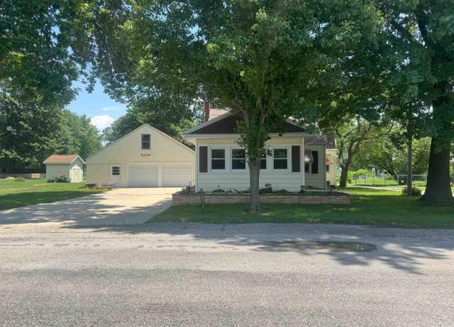 Property at 370 S Bissell St, Virden, IL 62690, 3 beds, 2.5 baths