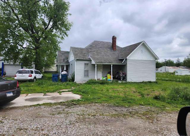 Property at 177 E White St, Ashley, IL 62801, 2 beds, 1 bath