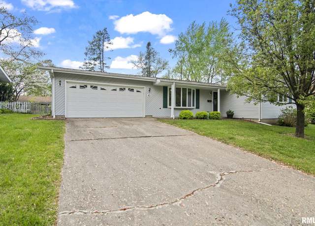 Property at 42 Coachlight Ct, Springfield, IL 62703, 3 beds, 2 baths