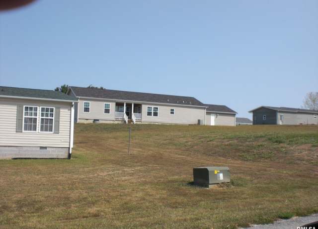 Property at 5784 Arctic Fox Dr, Carterville, IL 62918