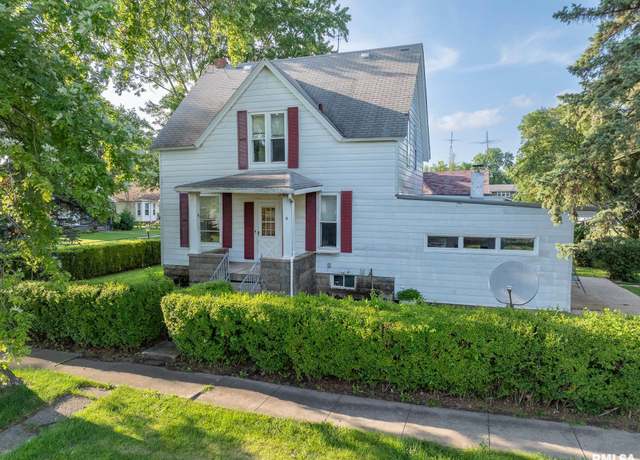Property at 407 W Martin St, Abingdon, IL 61410, 3 beds, 1.5 baths