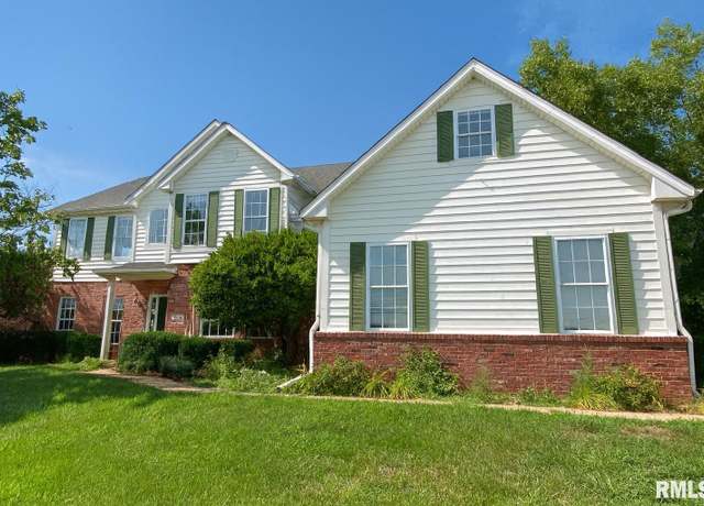 Property at 4105 W Haley Dr, Peoria, IL 61615, 4 beds, 2.5 baths