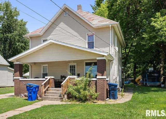Property at 612 N Burr St, Kewanee, IL 61443, 4 beds, 1 bath