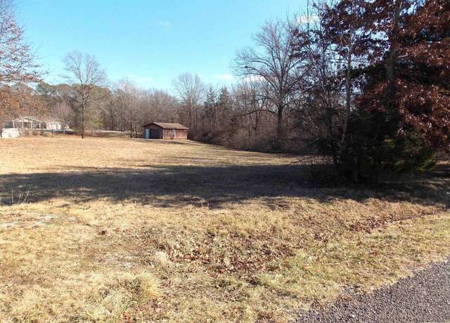 Property at 1966 Ross Rd, Centralia, IL 62801